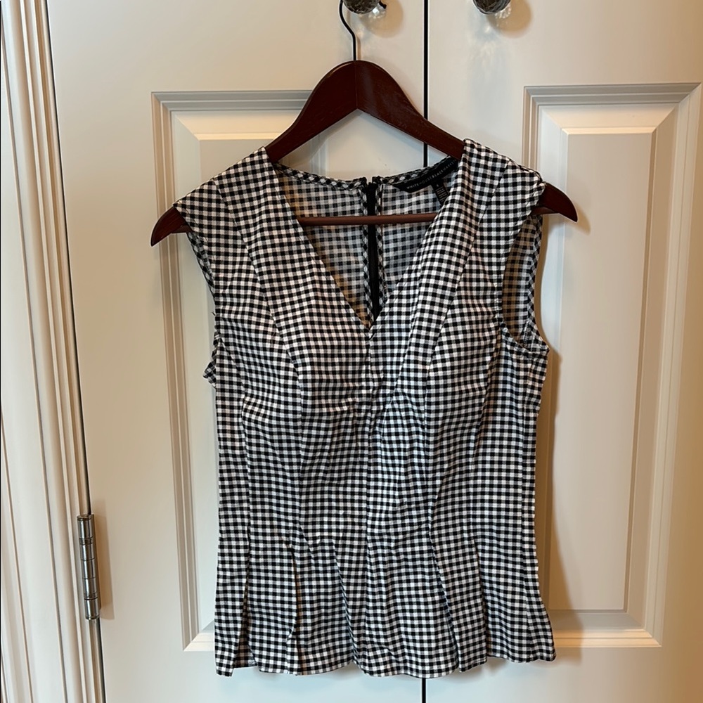 White House Black Market Fitted Pleated Blouse Black and White